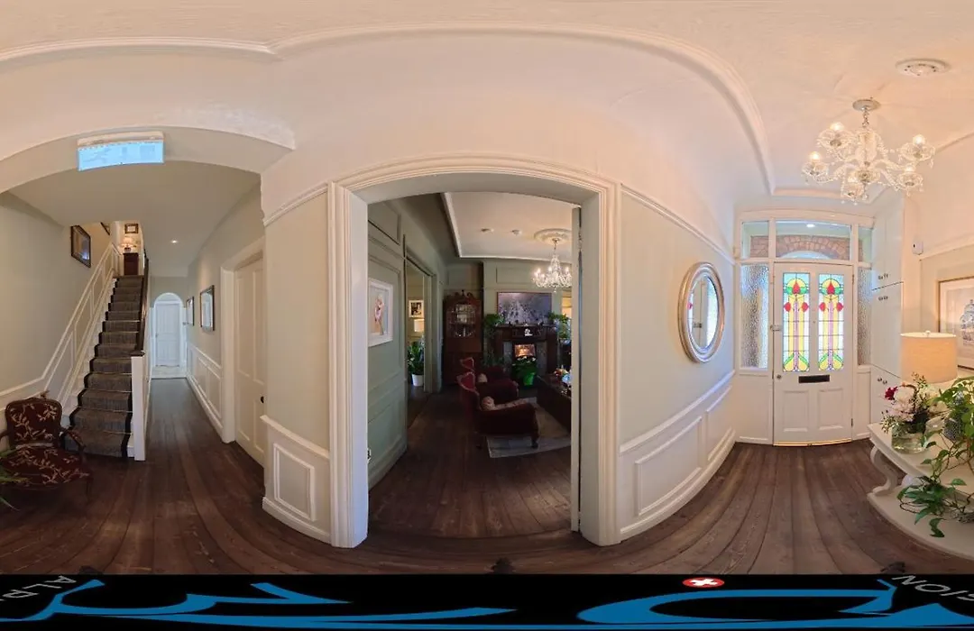 Avoca House-1